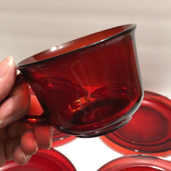 Arcorco France Ruby Red Set Of Four Salad Plates With One Coffee Cup - Picture 3 of 13